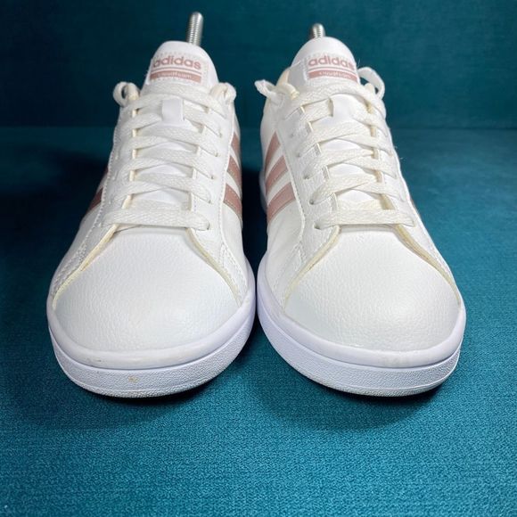 ❌SOLD❌Size 7.5 - Women’s Adidas Cloudfoam classic white Sneakers - Picture 4 of 9